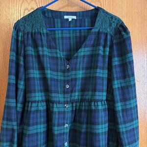 Green & Navy Plaid Button Up Flannel Blouse